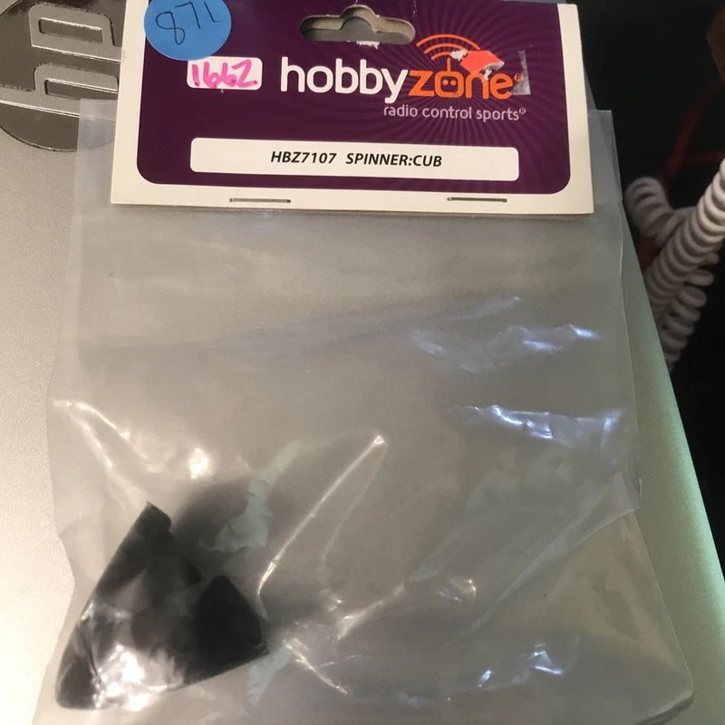 HobbyZone Spinner:Cube in clear retail packaging with black parts