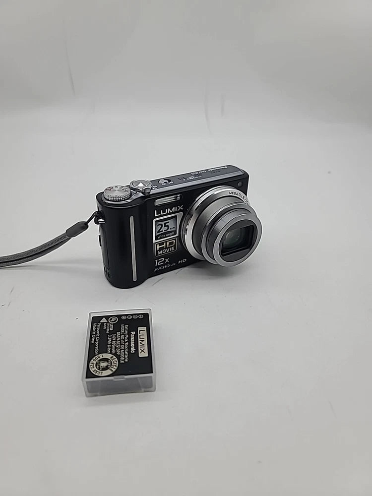 Panasonic Lumix DMC-ZS3 10MP Digital Camera W/ 2 Batteries Japan