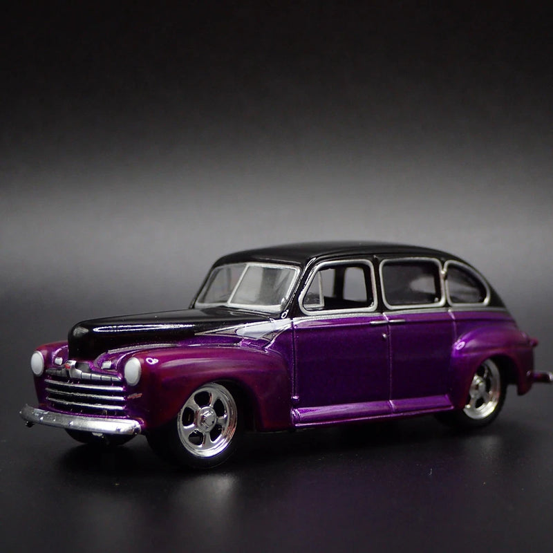 1946 46 FORD DELUXE 4 FOUR DOOR 1:64 SCALE COLLECTIBLE DIORAMA DIECAST MODEL CAR