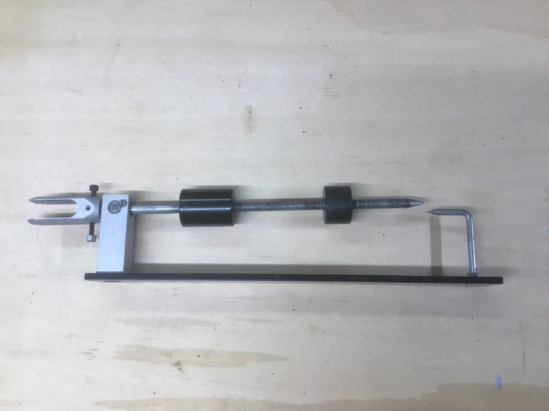 Model Helicopter Rotor Individual Blade Balancer