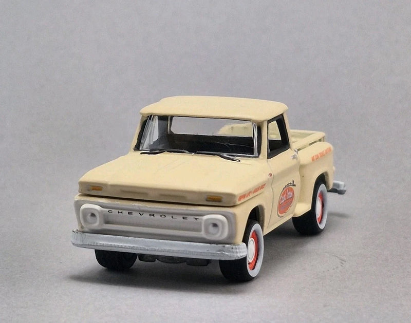 1965 CHEVY STEPSIDE PICKUP TRUCK Diorama Collectible DieCast Model 1:64 LOOSE