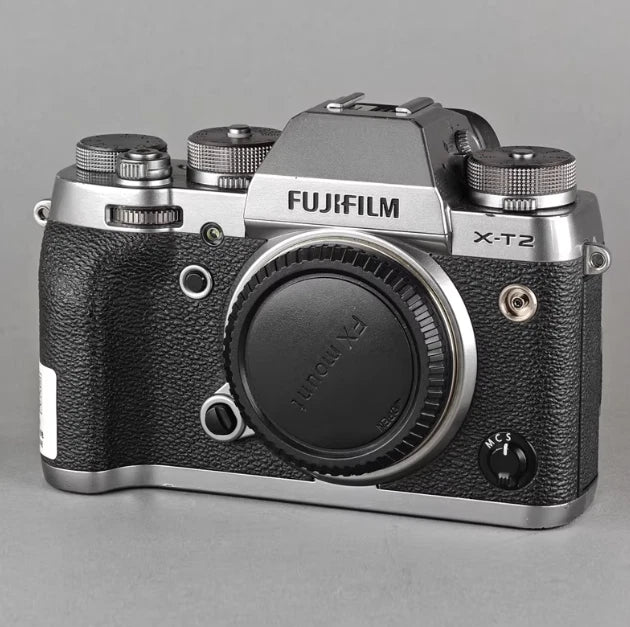 Fujifilm X-T2 XT2 Silver 24.3MP Mirrorless Cam High-Def Clarity & Easy-to carry