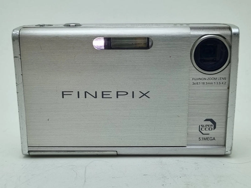 Fujifilm FinePix Z2 5.1MP 3x Zoom Compact Digital Camera Silver