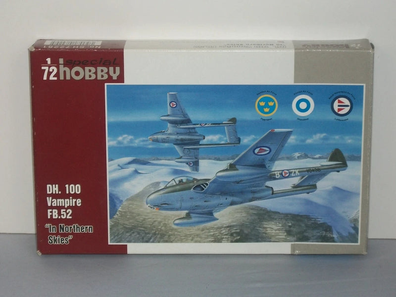 1/72 scale model kit box with blue DH.100 Vampire FB.52 artwork and title panel