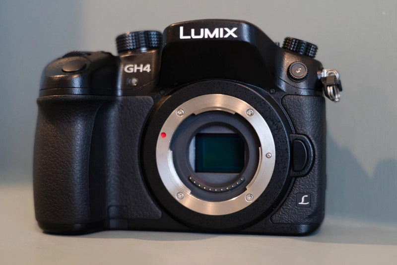 Panasonic Lumix GH4 16MP Professional 4K Mirrorless Camera