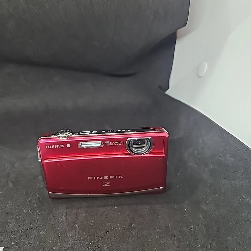 Fujifilm FINEPIX Z90 14.2MP Red Compact Digital Camera Working No Charger