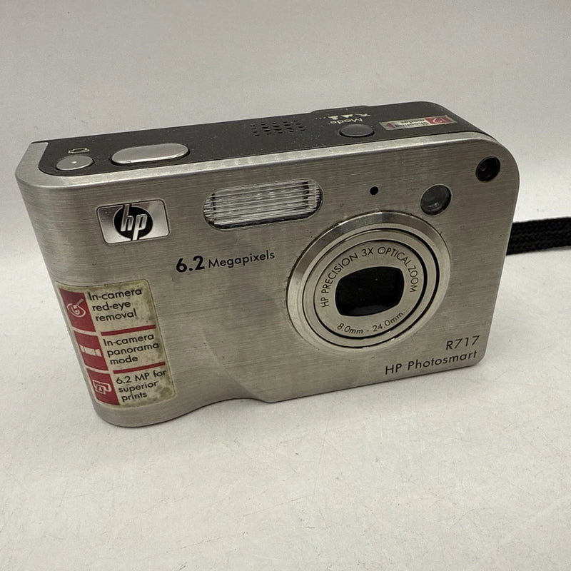 HP PhotoSmart R717 6.2MP Digital Camera - No Battery Untested