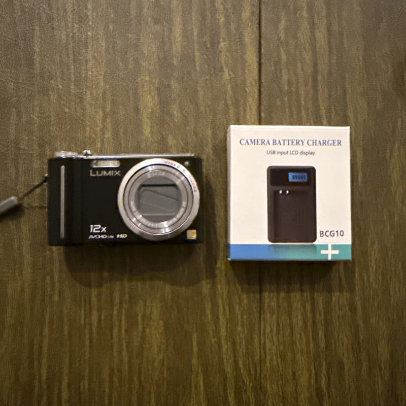 Panasonic Lumix DMC-ZS3 10.1 MP 12x Opt. Zoom Compact Digital Camera - Read