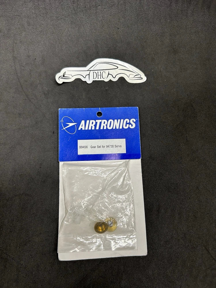 Airtronics Vintage RC Car Part # 99456  Gears Set for Servo 94738