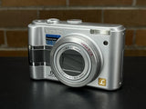 Panasonic Lumix DMC-LZ3 Digital Point and Shoot Camera