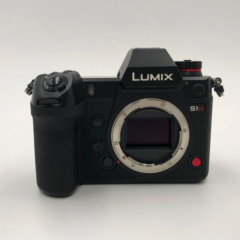 Panasonic Lumix DC S1H 24MP 14 stops dynamic range V Log 6K body English