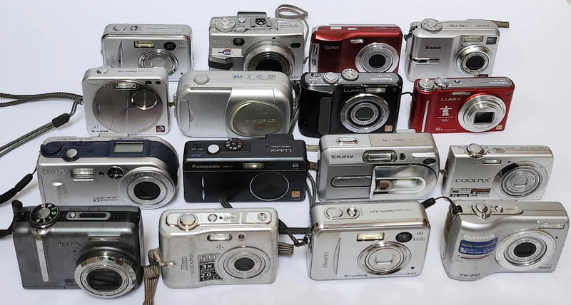Sony, Nikon, Fujifilm, Kodak, Panasonic Digital Cameras For Repair Lot of 16