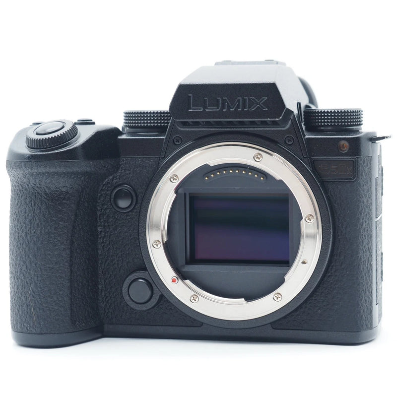 Reserved [MINT in Box] Panasonic LUMIX DC-S5 IIX 24.2MP Mirrorless Camera Body