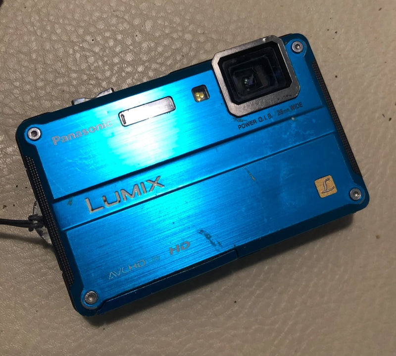 Panasonic Lumix DMC-TS3 12.1MP Digital Camera Blue AS IS Untested