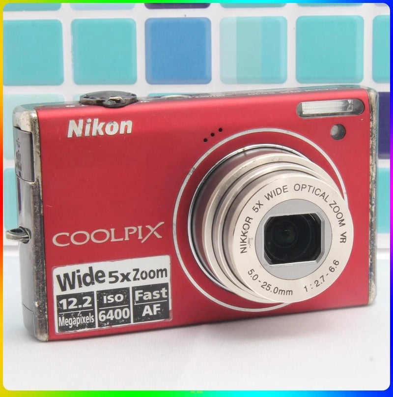 Nikon COOLPIX S640 Red Working With Charger