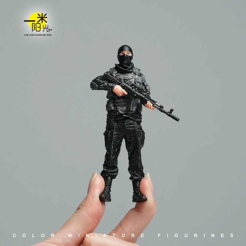 1/18 1/24 1/43 1/64 Miniatures Standing Soldiers Scene Props Figure For Cars
