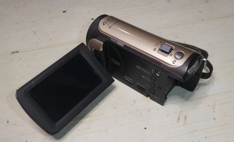 Panasonic HDC-TM45 Digital High-Definition Compact Video Camera from Japan Used