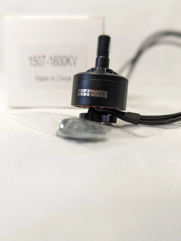 1507 1600KV brushless drone motor with wires