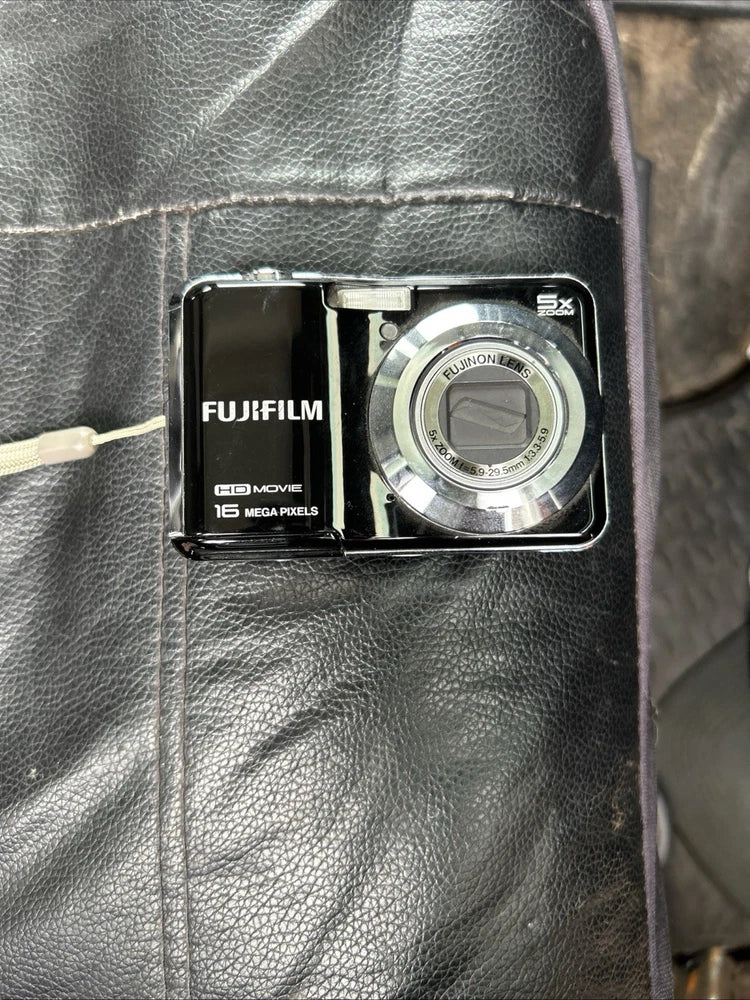 Fujifilm FinePix 16MP Digital Camera 5x Zoom HD Video Tested Working