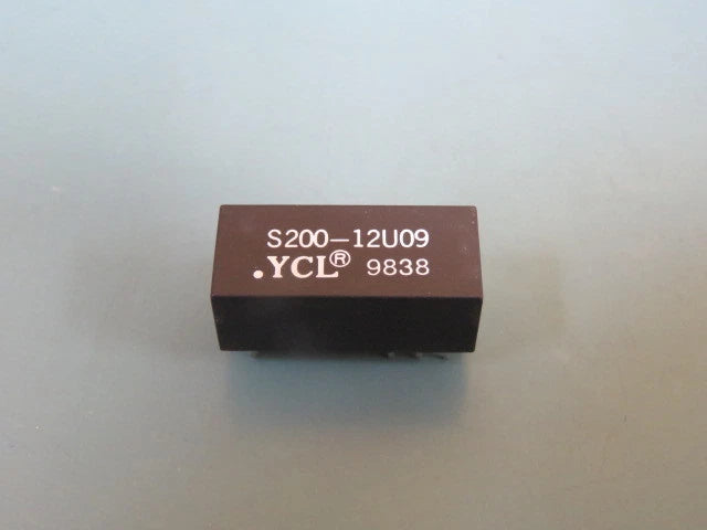 YCL  S200-12U09 Qty of 2 per Lot DC-DC CONVERTER.  INPUT VOLTAGE-12; OUTPUT VOLT