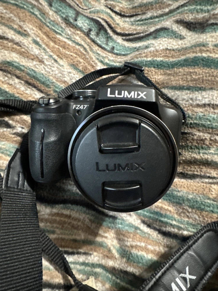 LUMIX Leica DMC-FZ47 12.1MP Digital Camera 24xOptical Zoom CCD 2 Needs Battery