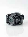 Panasonic Lumix DMC-FZ200 12.1MP Leica 24x Zoom Camera + Battery Charger Bag