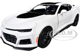 2017 CHEVROLET CAMARO ZL1 WHITE 1/24 DIECAST MODEL CAR BY MOTORMAX 79351