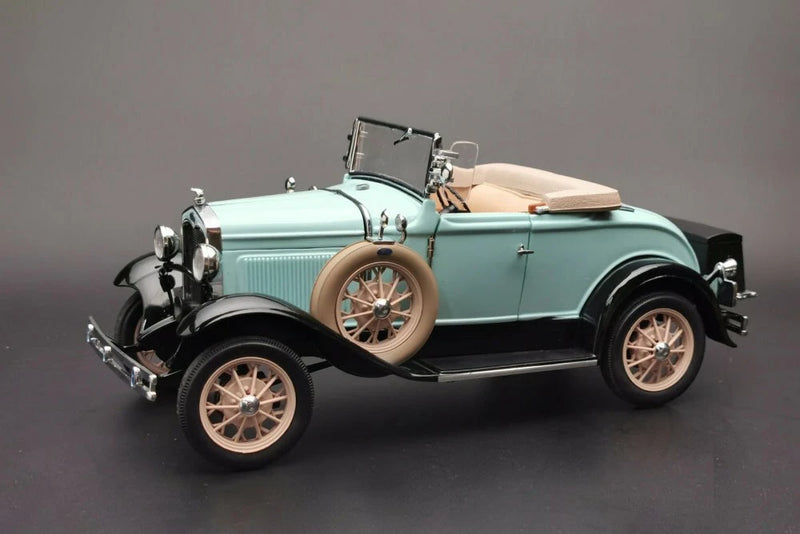 1931 FORD MODEL A ROADSTER 1/18 scale DIECAST CAR SUN STAR 6126