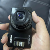Nikon Coolpix S9600 16MP Digital Camera - 22x Zoom & WiFi Black good condition