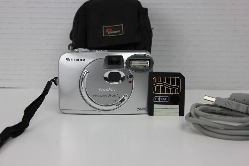 Fujifilm FinePix A Series A201 2.0 MP CCD Sensor Digital Camera Bundle