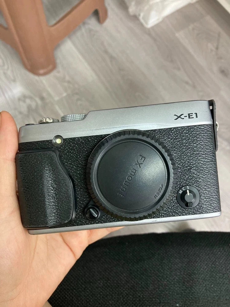 Fujifilm X Series X-E1 16.3MP Digital SLR Camera Body SILVER
