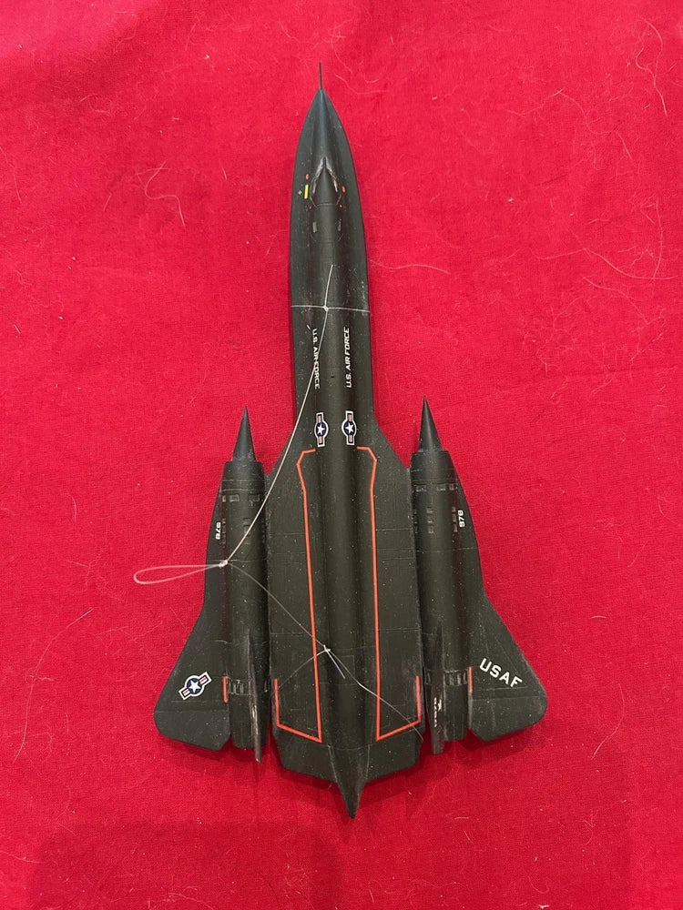 1/144 Hobby Craft  Lockheed SR-71 Blackbird  - Built