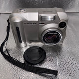 FUJIFILM FinePix 600Z Digital Compact Camera w/ Strap & Cover ¨C Tested Working