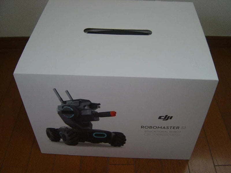 DJI Robomaster S1 learning robot box with robot graphic