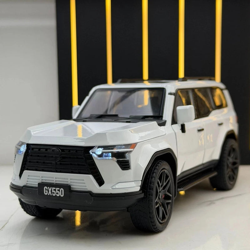 1:24 GX550 SUV Alloy Diecast Car Model Sound Light Kid's Toy Collectibles