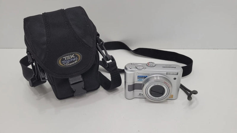 Panasonic LUMIX DMC-LZ3 5MP Digital Camera with 6x Optical Zoom Silver