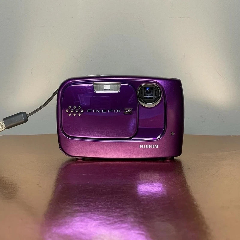 Fujifilm FinePix Z30 10MP Digital Camera Purple Waterproof Tested Working RARE