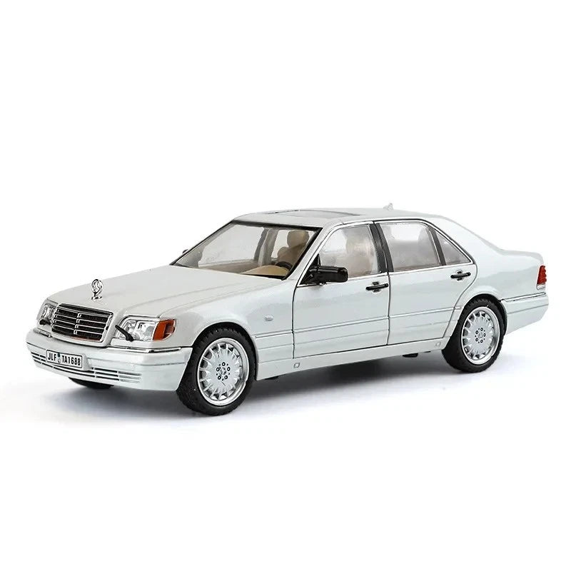 1:24 Mercedes Benz W140 320SEL High Simulation Diecast Car Model Collectible Toy
