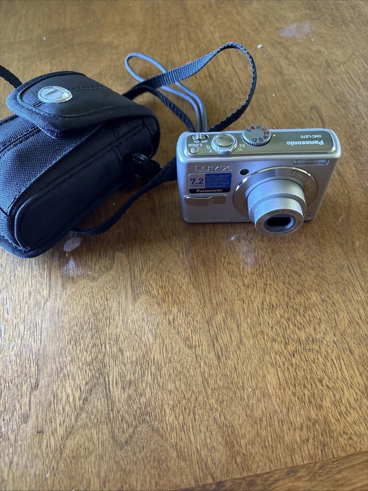 Panasonic LUMIX DMC-LS70 7.2MP Digital Camera - Silver
