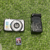 Fujifilm FinePix Digital Camera JX400 16.0MP w/ 4gb SD & Charger Needs Battery