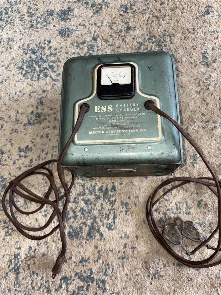 Vintage Battery Charger ESS Model 63 Battery