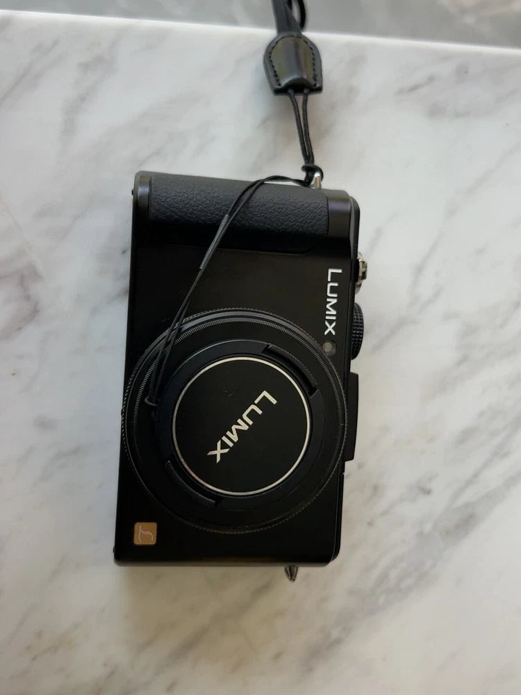 Panasonic Lumix DMC-LX7 10.1MP F1.4 Leica Lens Compact Digital Camera