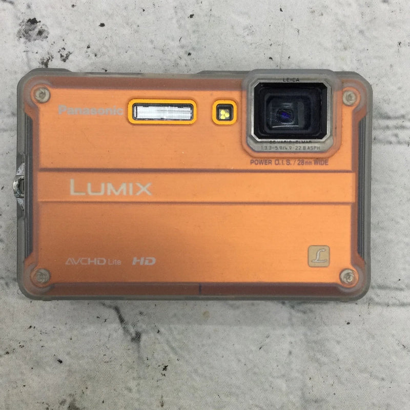 Digital Camera Panasonic Lumix DMC-TS2 14 MP  - FOR PARTS OR REPAIR