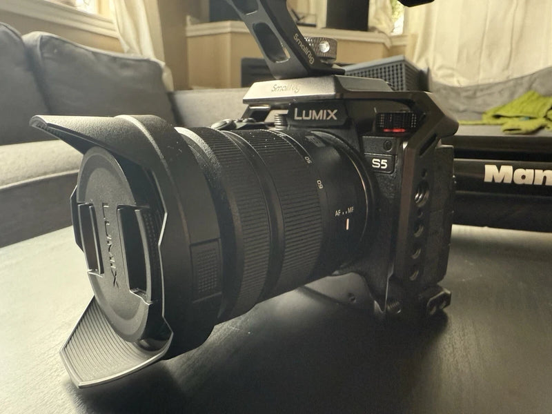 Panasonic LUMIX S5 Full Frame Mirrorless Camera With Accessories And Lense