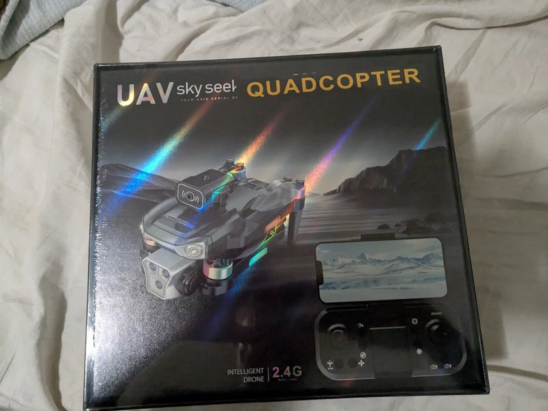 Quadcopter UAV Sky Seeker retail box with front camera display