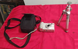 Fujifilm Finepix E Series E510 5.2MP Digital Camera - d with case and tripod