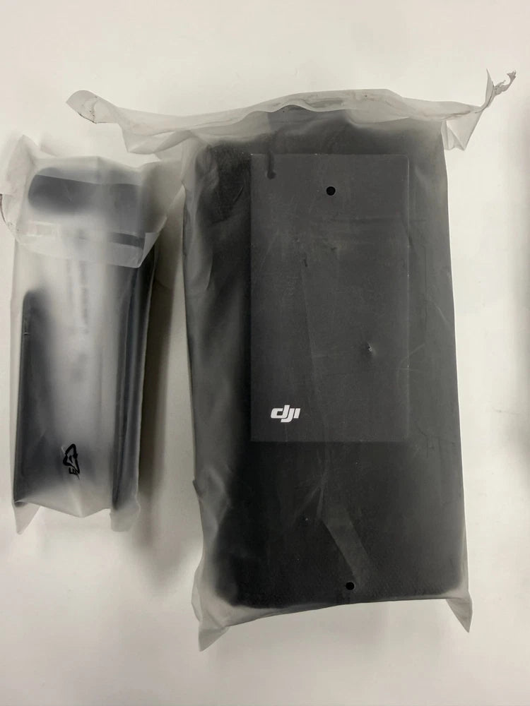 DJI-Osmo Pocket 3 Creator Combo 3-Axis Stabilized 4K Handheld Camera (In Box