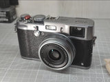 FUJIFILM Fuji X100S Silver 16.3MP Compact Digital Cam 90% New