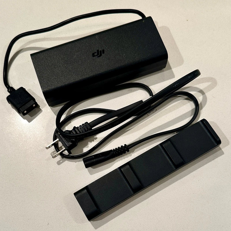 GENUINE DJI FPV drone AC POWER BATTERY CHARGER WITH BATTERY HUB