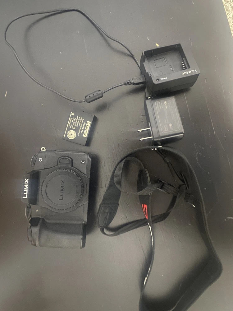 Panasonic LUMIX G85 16.0MP Digital Camera Body - 2545 Shutter Count!
